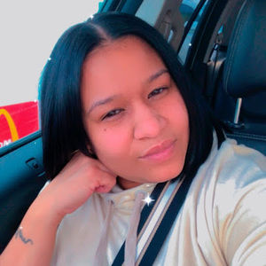 Meet your Posher, Aesha